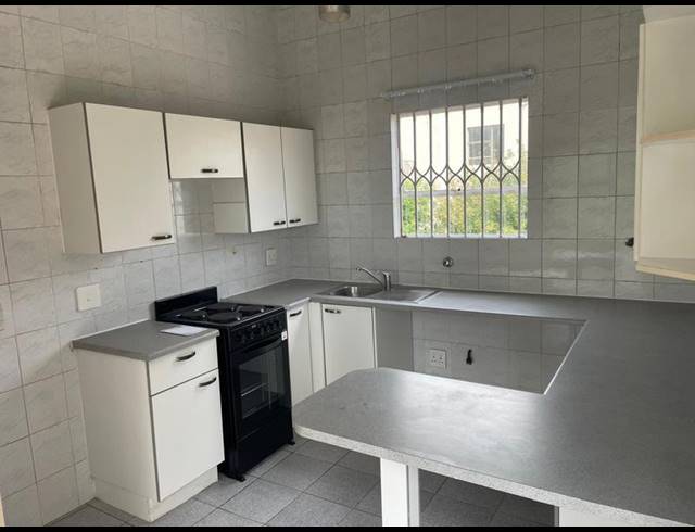 2 BEDROOM APARTMENT FOR SALE IN HALFWAY GARDENS